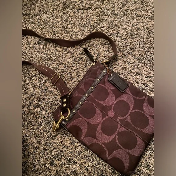 Coach shoulder bag - Picture 2 of 3